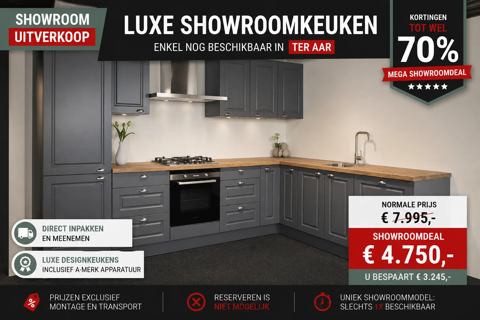 Landelijke showroom hoekkeuken met houtlook werkblad in Ter Aar