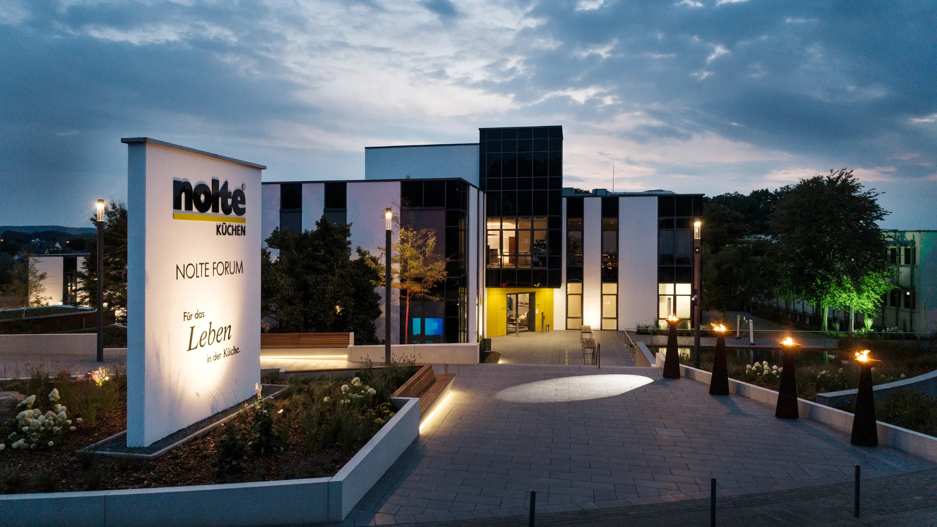 Nolte keukens medewerkers voor fabriek