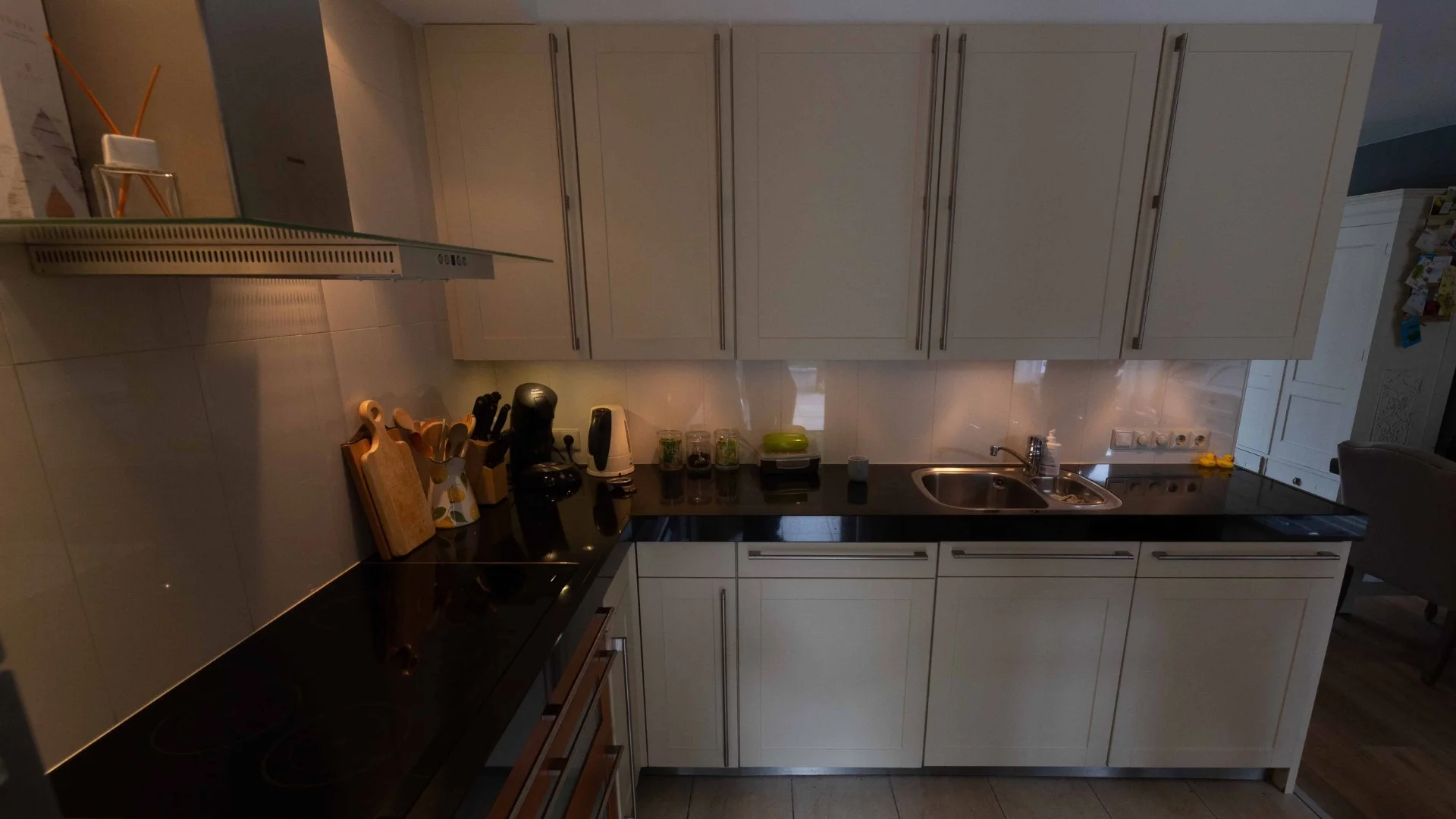 Voor de keukenrenovatie